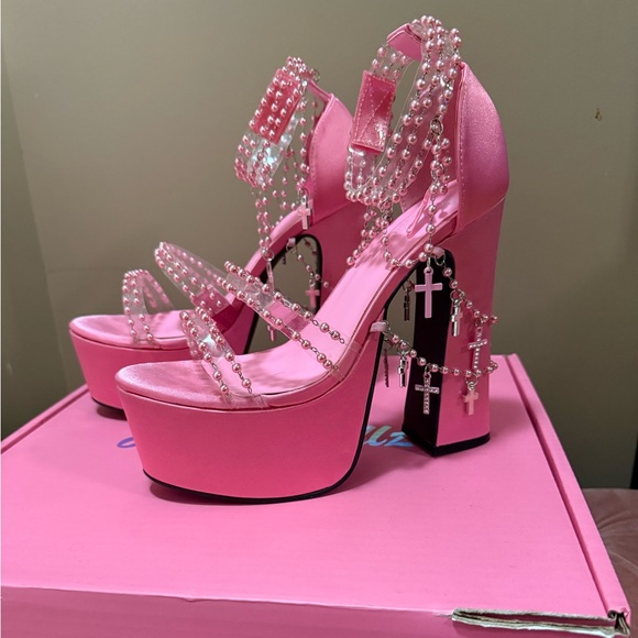 dolls kill holy revelation